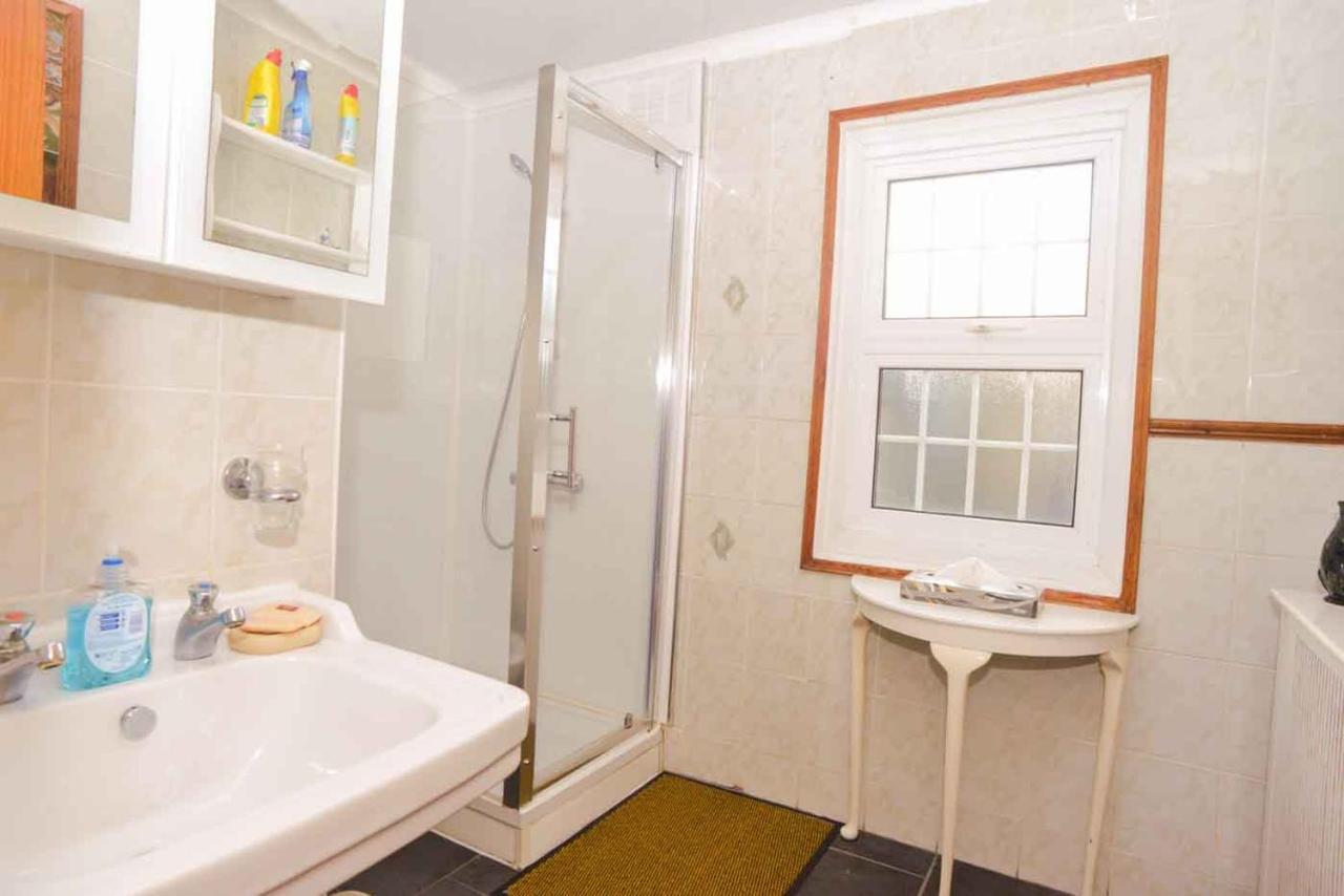 Ferienwohnung Pedro Host Family London Exterior foto